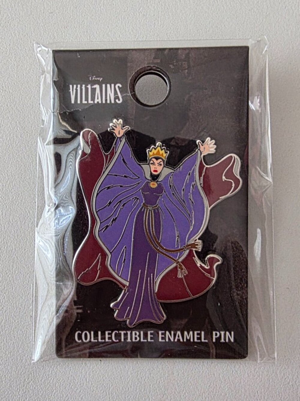 Disney Villains Evil Queen Enamel Lapel Pin Badge Collectible Snow White